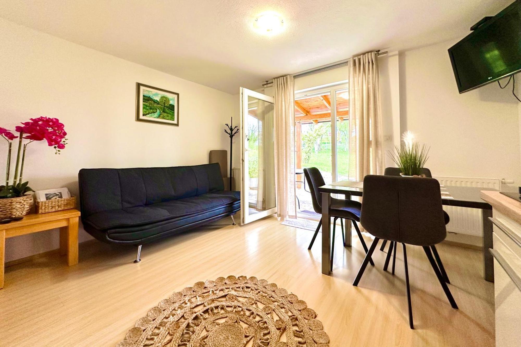 Apartments Sanja Rakovica Exterior photo