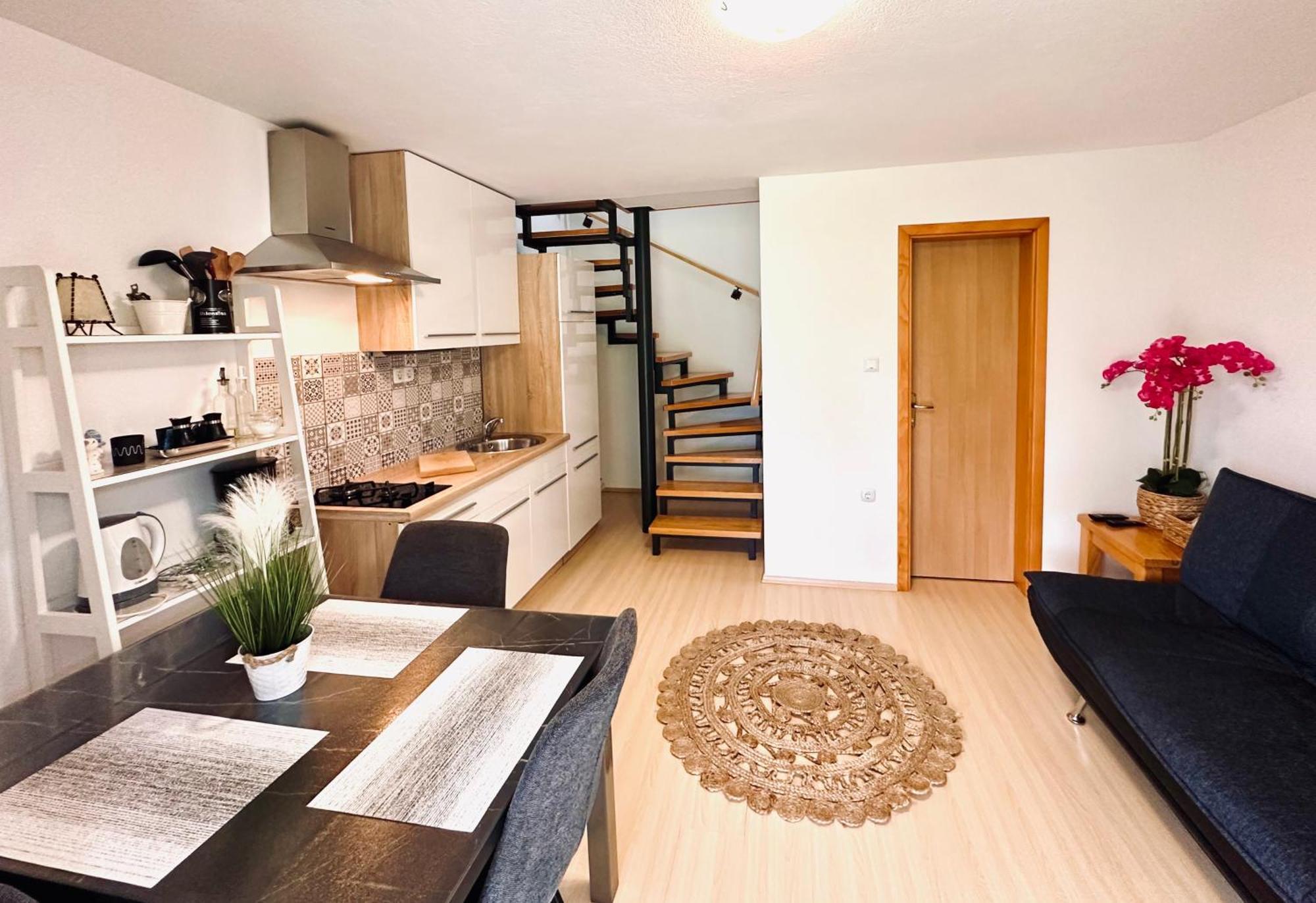 Apartments Sanja Rakovica Exterior photo