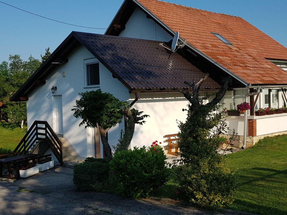 Apartments Sanja Rakovica Exterior photo